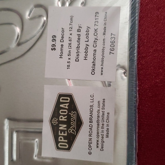 NWT Set of 2 Metal Gone Fishing Novelty Signs Home Decor - Picture 7 of 7